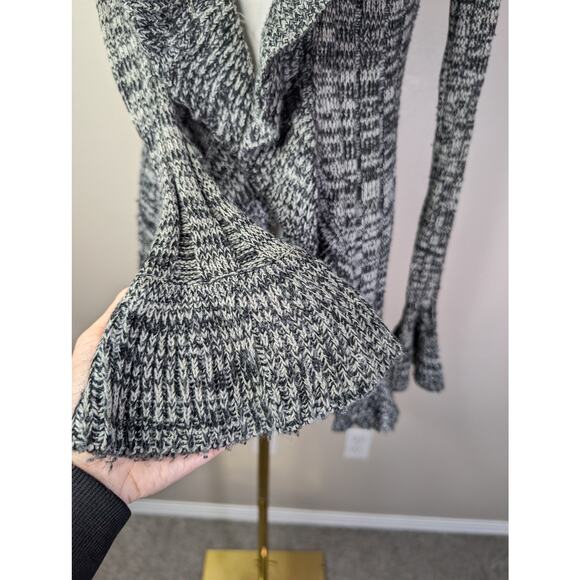 Y2k Whimsy Knit Cardigan - Picture 4 of 6